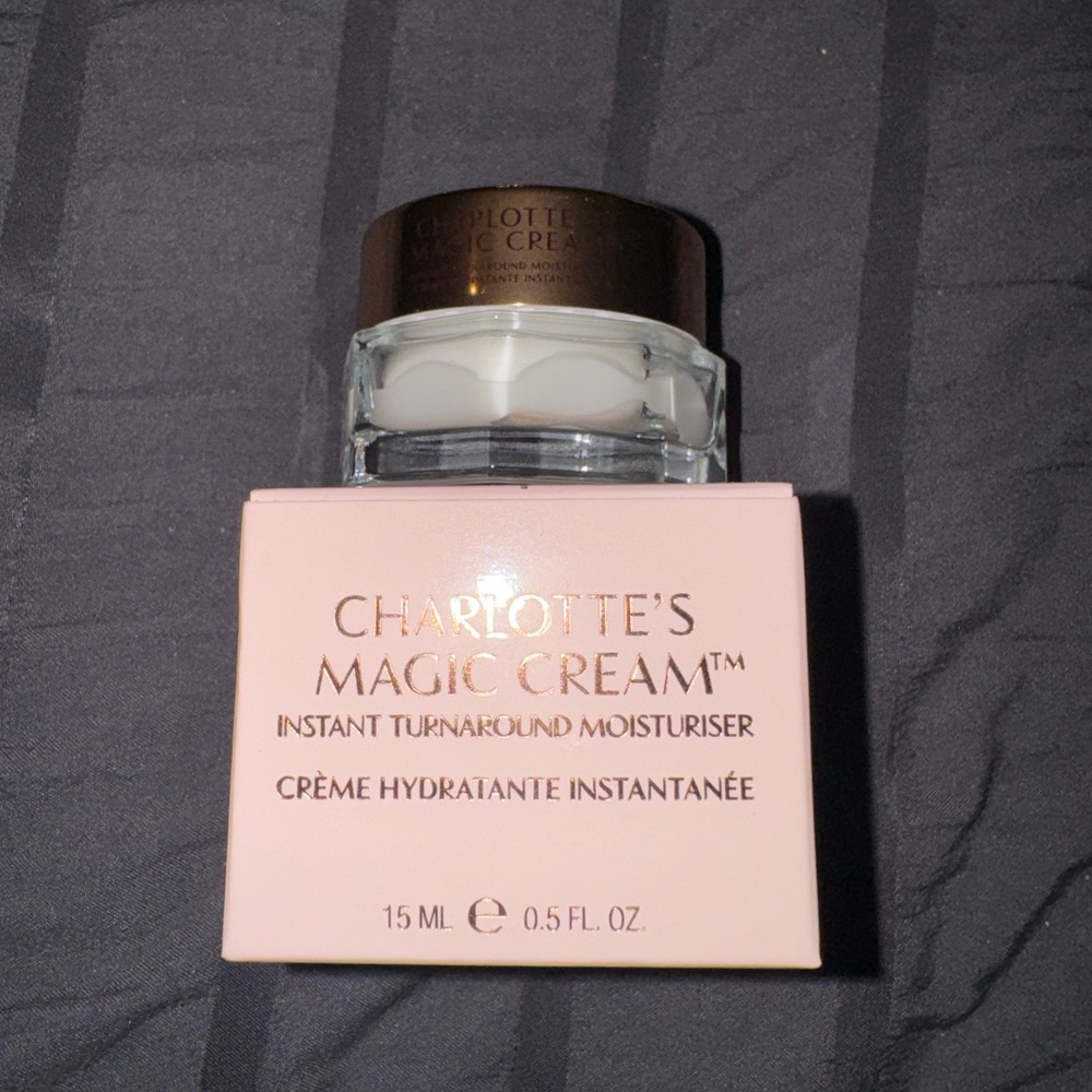 Charlotte Tilbury Magic Cream Instant Turnaround Moisturizer